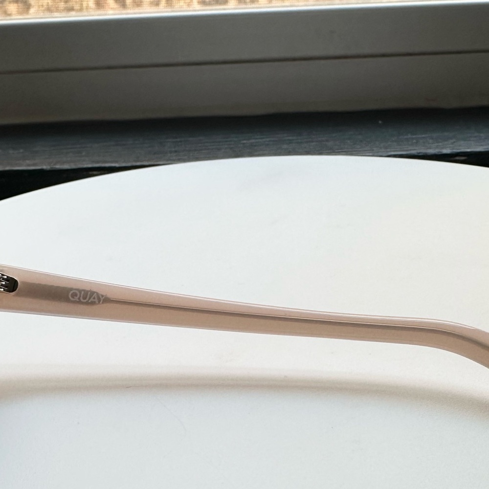 🌸QUAY🌸 Noosa Pink/Brown Cat Eye Sunglasses - Picture 10 of 13